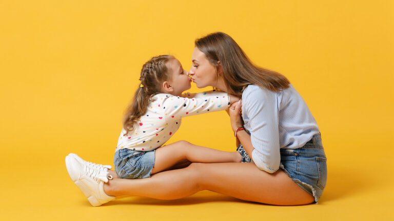 Meet the Child Development Specialist Who’s Helping Parents Navigate Big Feelings and Turn Meltdowns Into Moments of Connection