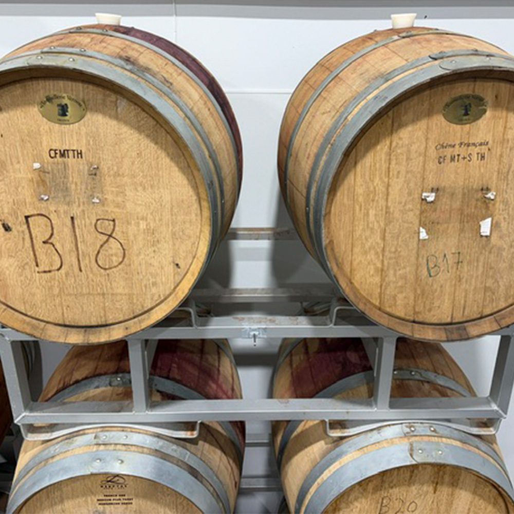 Oak barrels for wine Evansburg Vineyards