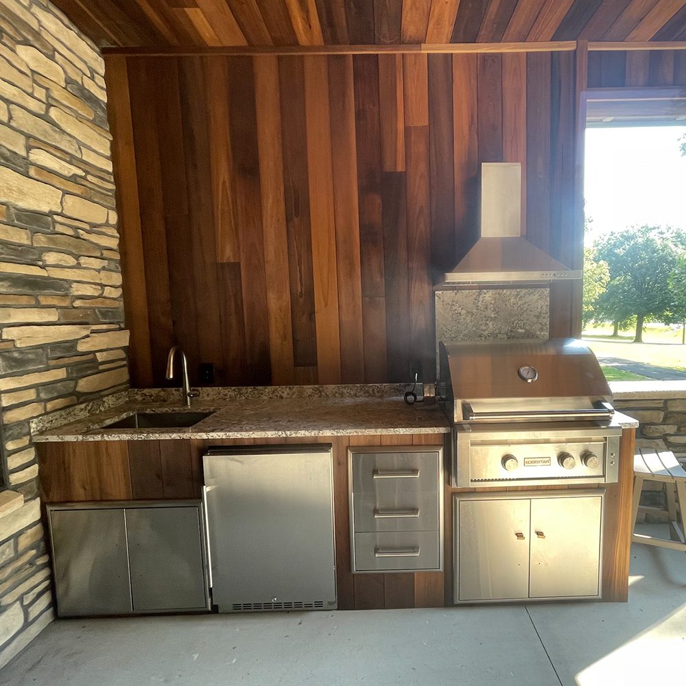 Outdoor kitchen StrongTower Build and Remodel