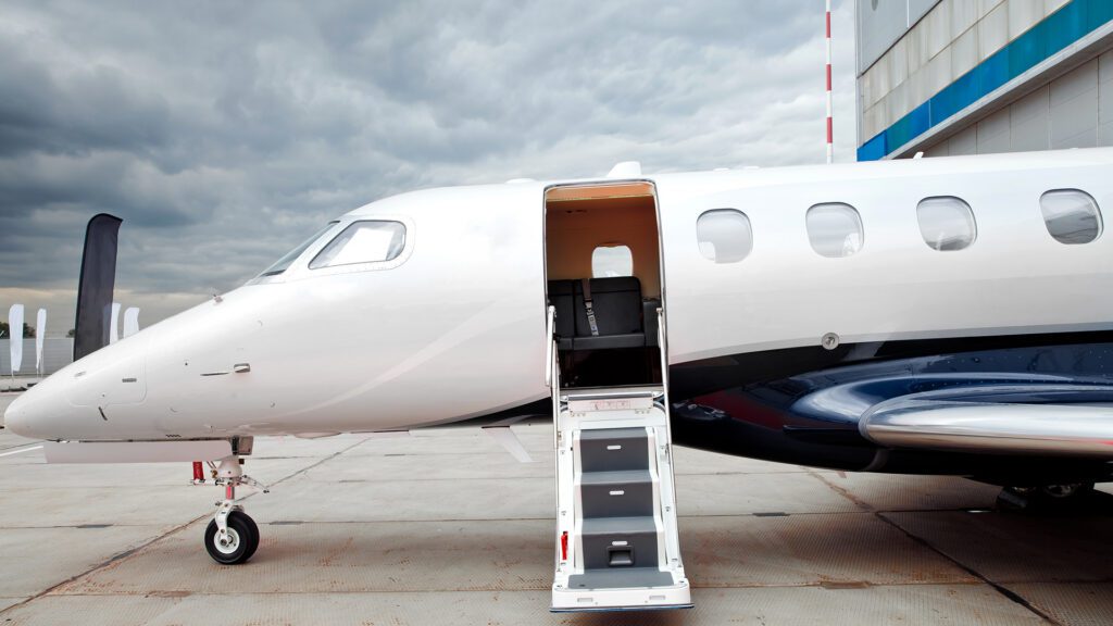 Why More Families and Executives Are Choosing Private Aviation