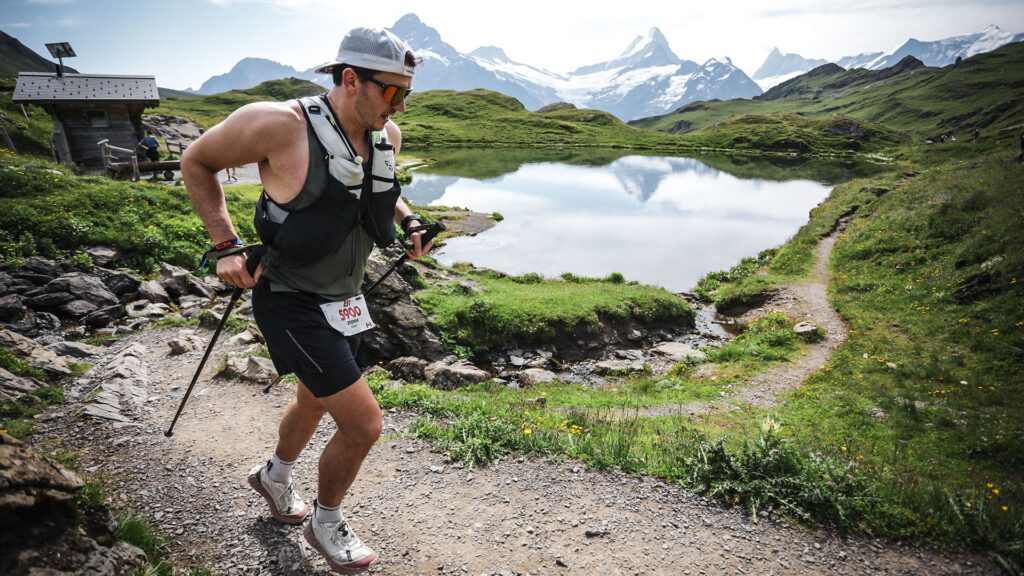 Running on trail Etienne Asselin Coaching Inc