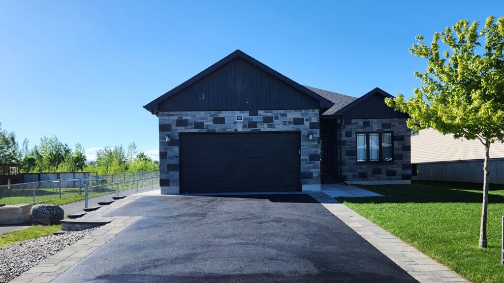 Simple Ways to Enhance Your Driveway This Summer