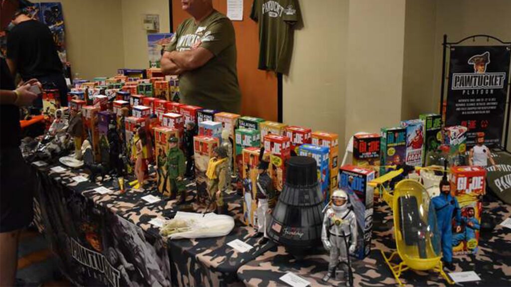 From Nostalgic Pop Culture to Beekeeping in the Bluegrass: The Ultimate July Showcase