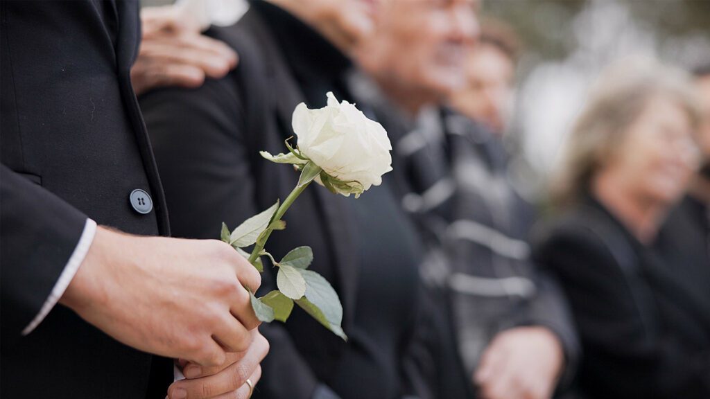 Hyatt-Ewald Funeral Home: Funeral Etiquette