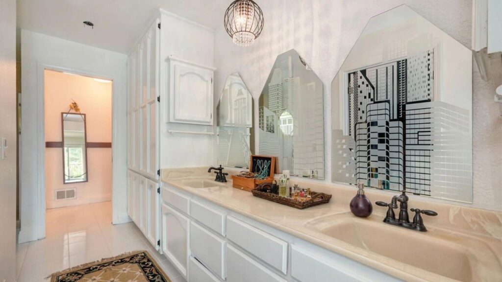 Bathroom before Rancho Murieta Redesign Collection