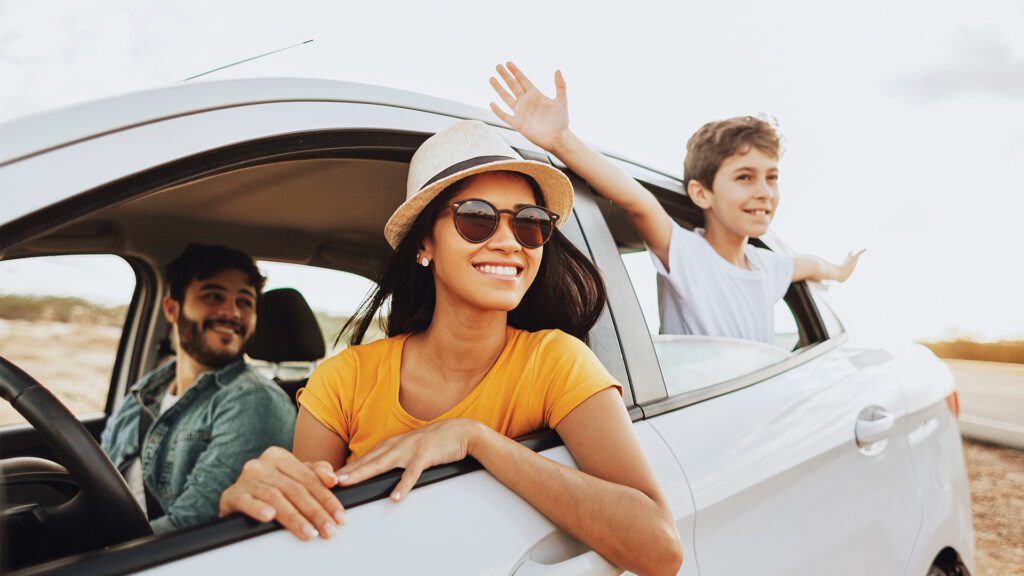 Summer Travel and Commuting Hacks to Keep Your Back Happy