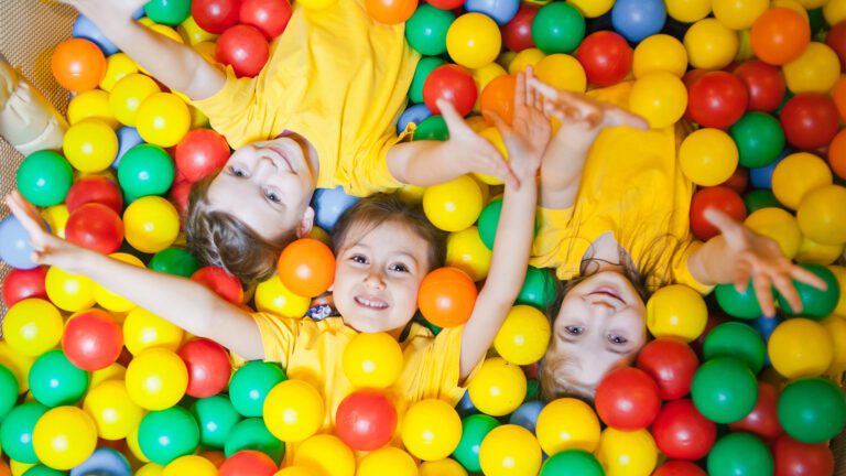 Fall in Florida: Cooler Temps, More Bugs … and How to Keep the Fun Without the Bites