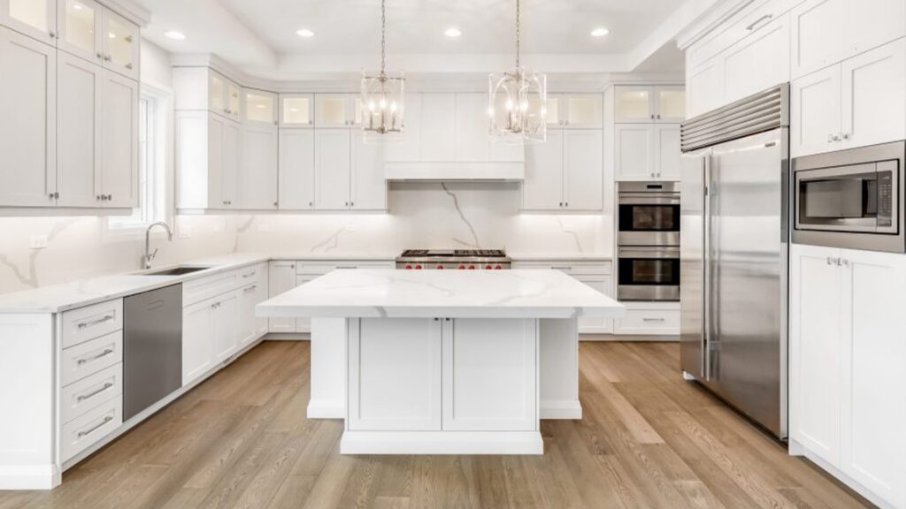 Helping Homeowners with the Benefits of a Kitchen Cabinet Remodel