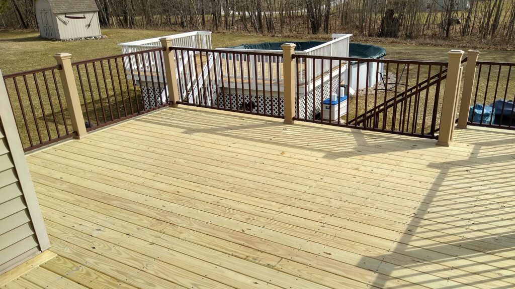 Rose-Lynn Deck Builders: A Local Small Business Offering High Quality Craftsmanship in Ada