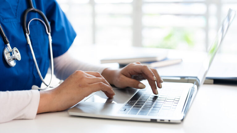 Medical Specialist Marketing: A Strategic Guide to Increasing Visibility, Trust and Growth