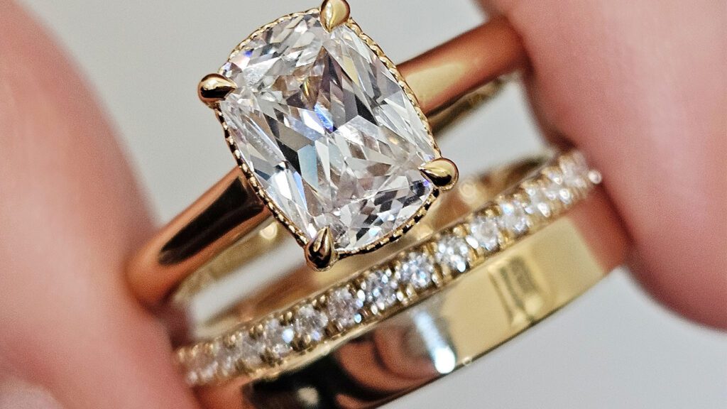 Engagement Ring Trends with Timeless Appeal