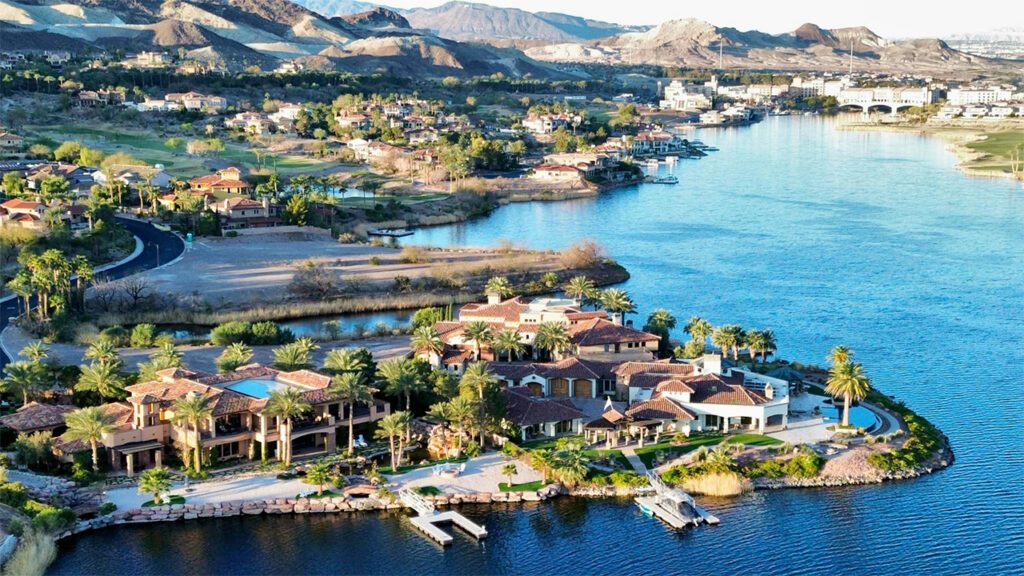 Water Lake Las Vegas Everlane (RE) LLV Marketing & Promotions