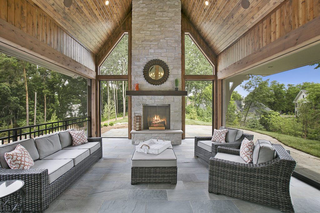 Winter Outdoor Living in Bearspaw