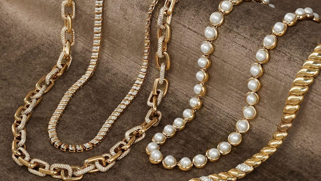 Embrace the Season: Fall Jewelry Trends to Elevate Your Autumn Look