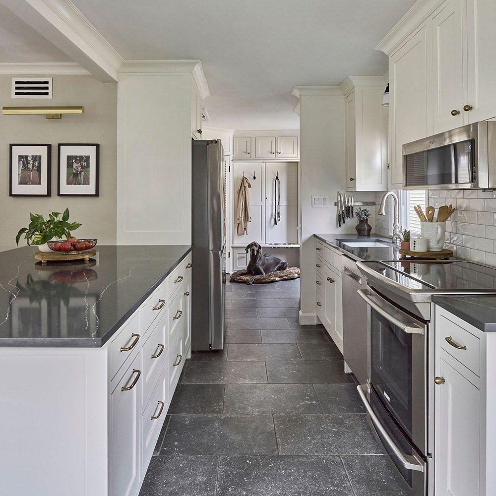 White kitchen Design + Build Renegades