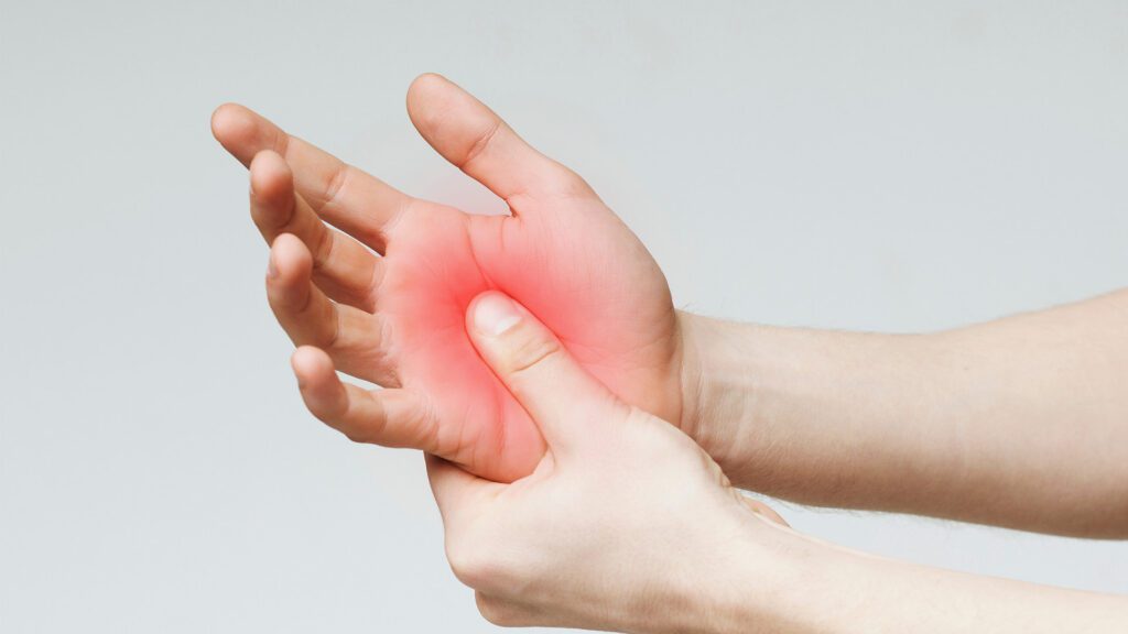 When Should You See a Hand Specialist?