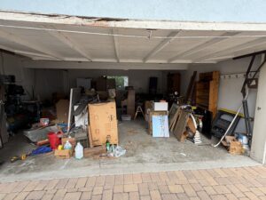 Simplify Life Organizing dirty garage