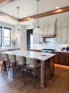Thea Velic Realtor - EXP kitchen