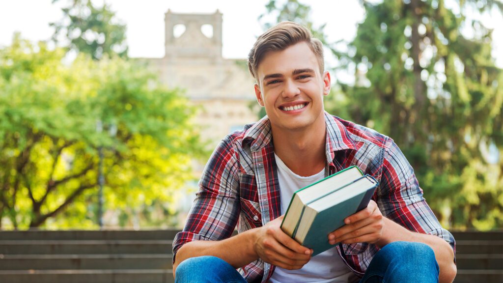 Finance 101: The Lessons Every College-Bound Kid Should Learn Now