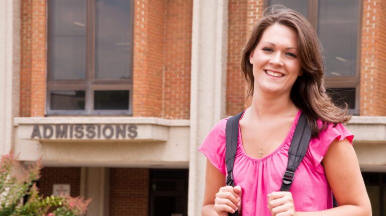 Let Two River College Group Help Navigate the College Admissions Process