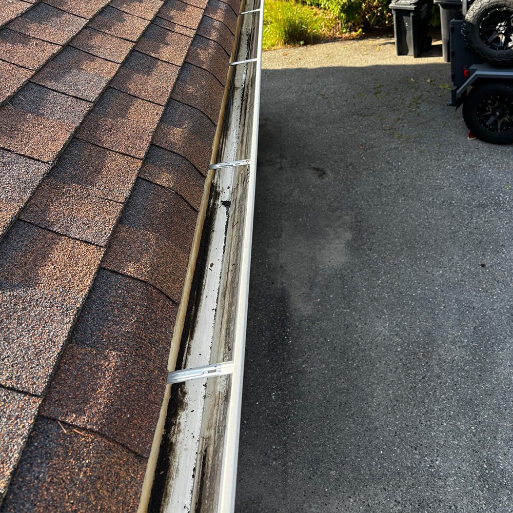 Gutter after cleaning Havyn - Property Revival Solutions LTD