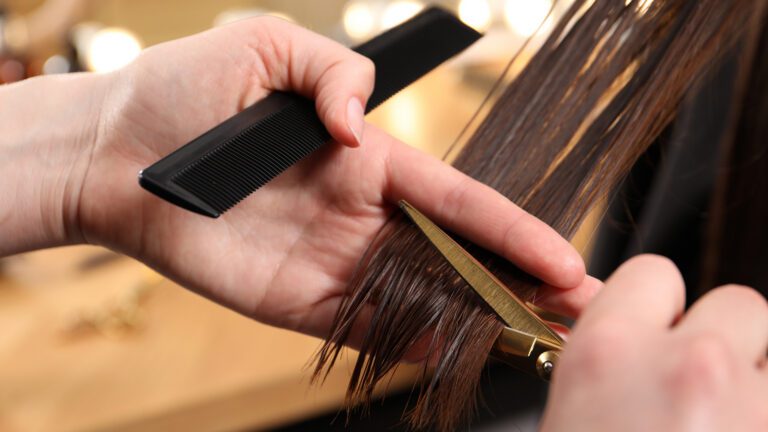 Haircut Trends That Actually Work in Florida