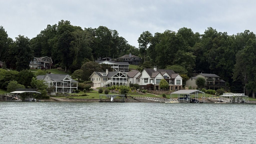 Lake Chatuge Real Estate Market: Strong Sales and Rising Prices in 2026