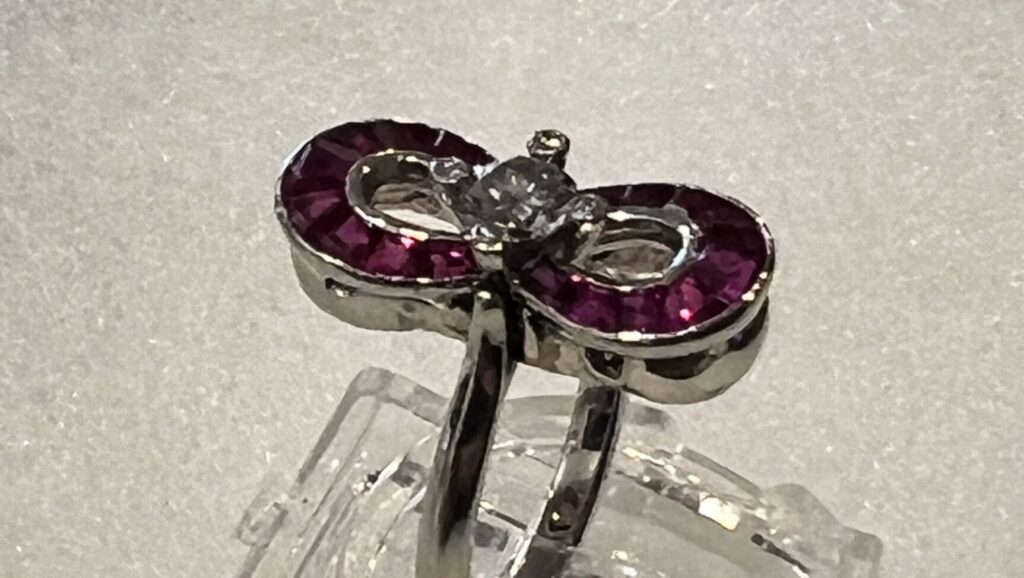 Recreations, From Gaudy to Gorgeous
