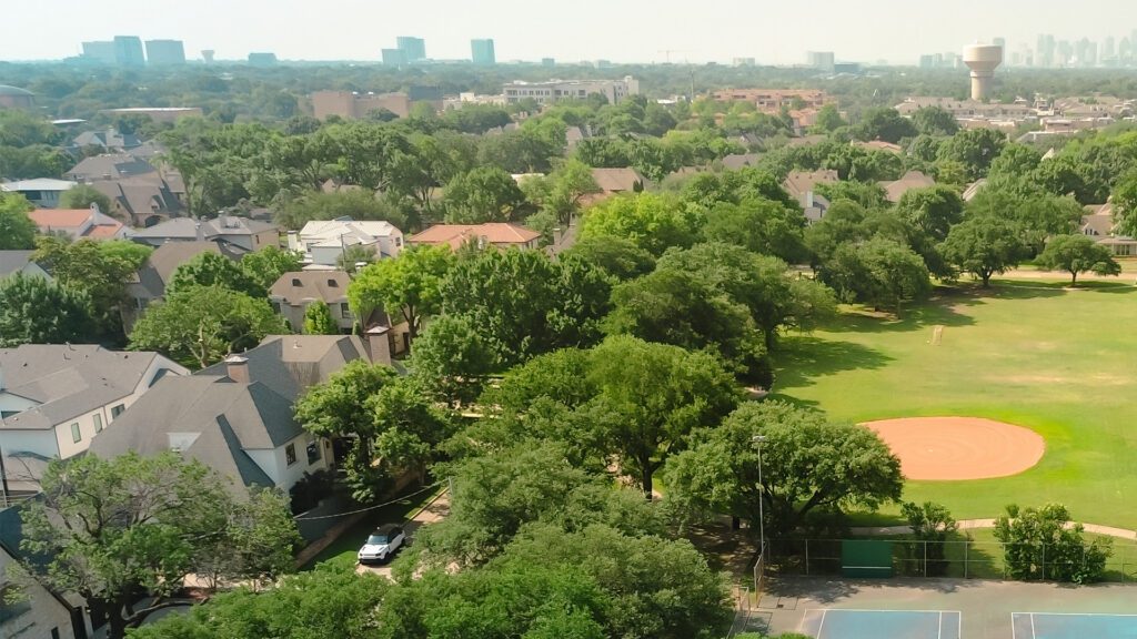 Bullish on Fall: Preston Hollow Real Estate Market Insights