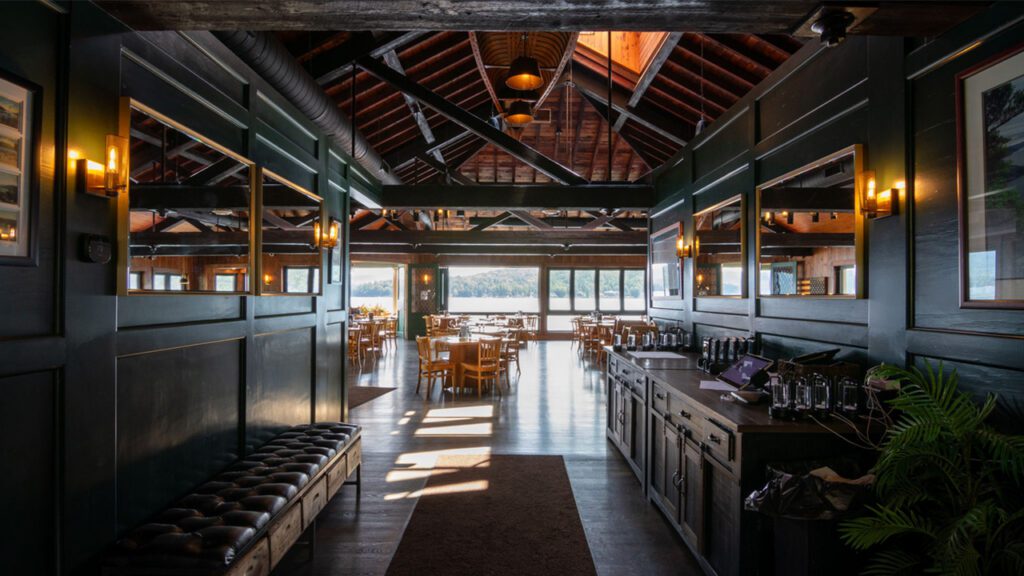 Restaurant on lake AJA Architecture & Planning