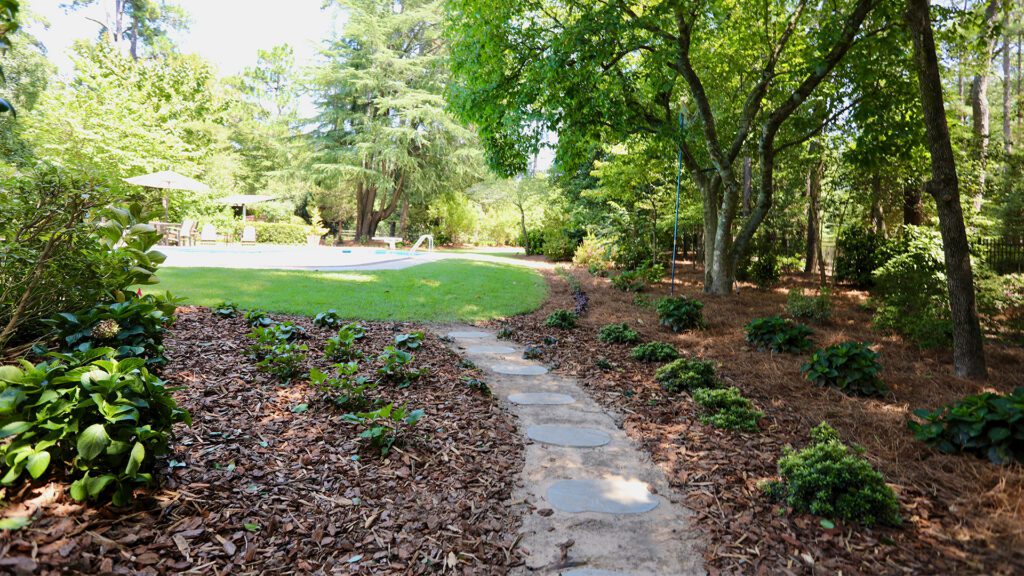 Stone pathway Fore Properties