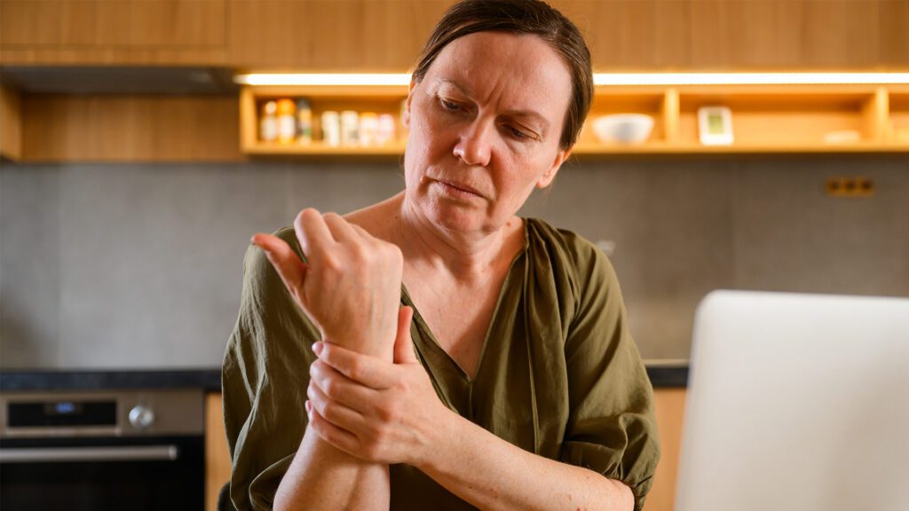 The Double-Edged Sword of Inflammation: Why Stopping the Pain Can Stifle Healing